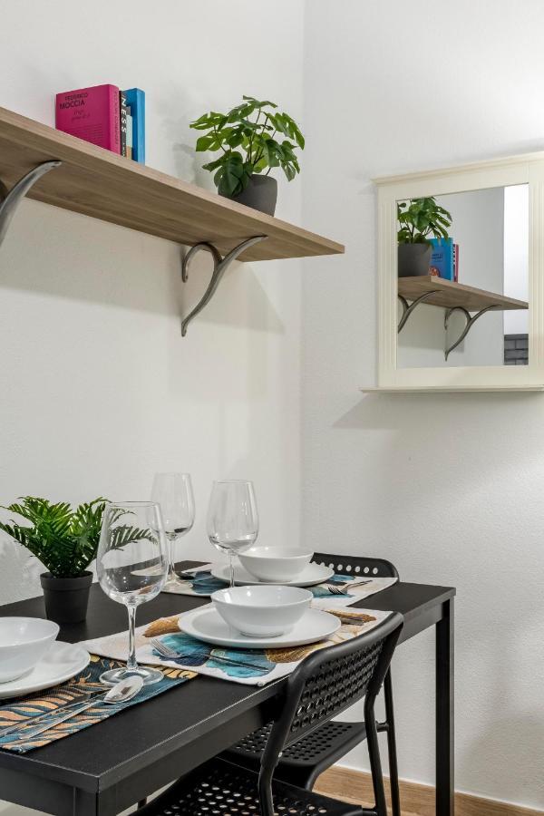 Ferienwohnung Charming Madrid Numancia Exterior foto